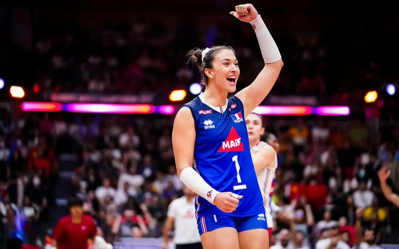 横扫了斯洛, 赛的八强球 横扫了斯洛, 赛的八强球