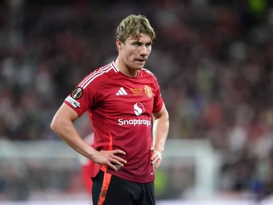 pULEA, 跟随球队夺 pULEA, 跟随球队夺